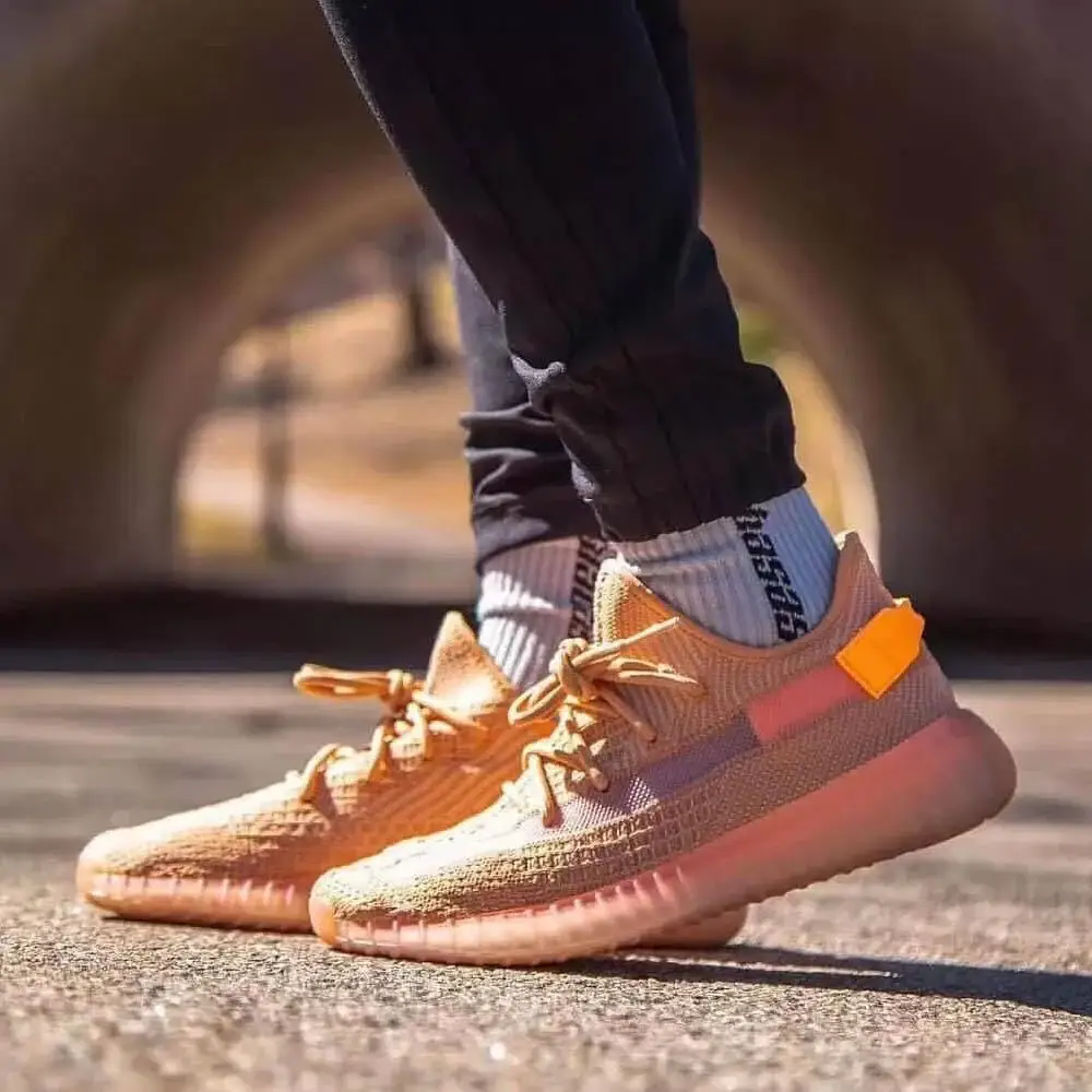Adidas Yeezy 350 V2 Clay