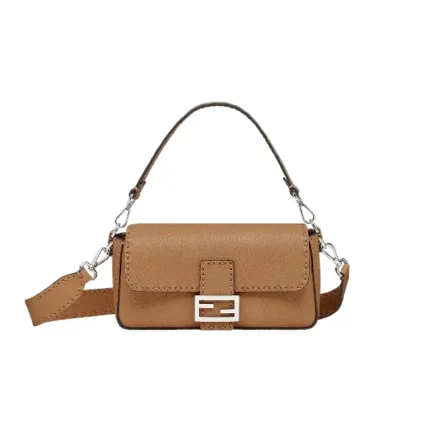 Baguette Cappuccino-coloured Selleria bag with 612 hand-sewn stitches