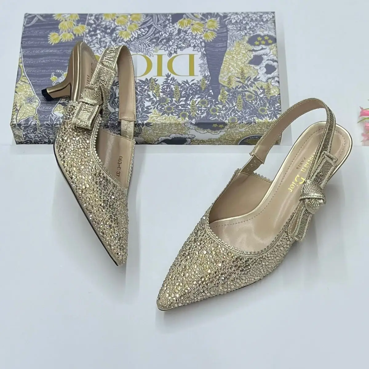 Dior J’Adior Slingback Pumps – Dior Or Silver-Tone Laminated Lambskin Elegance in Dubai UAE