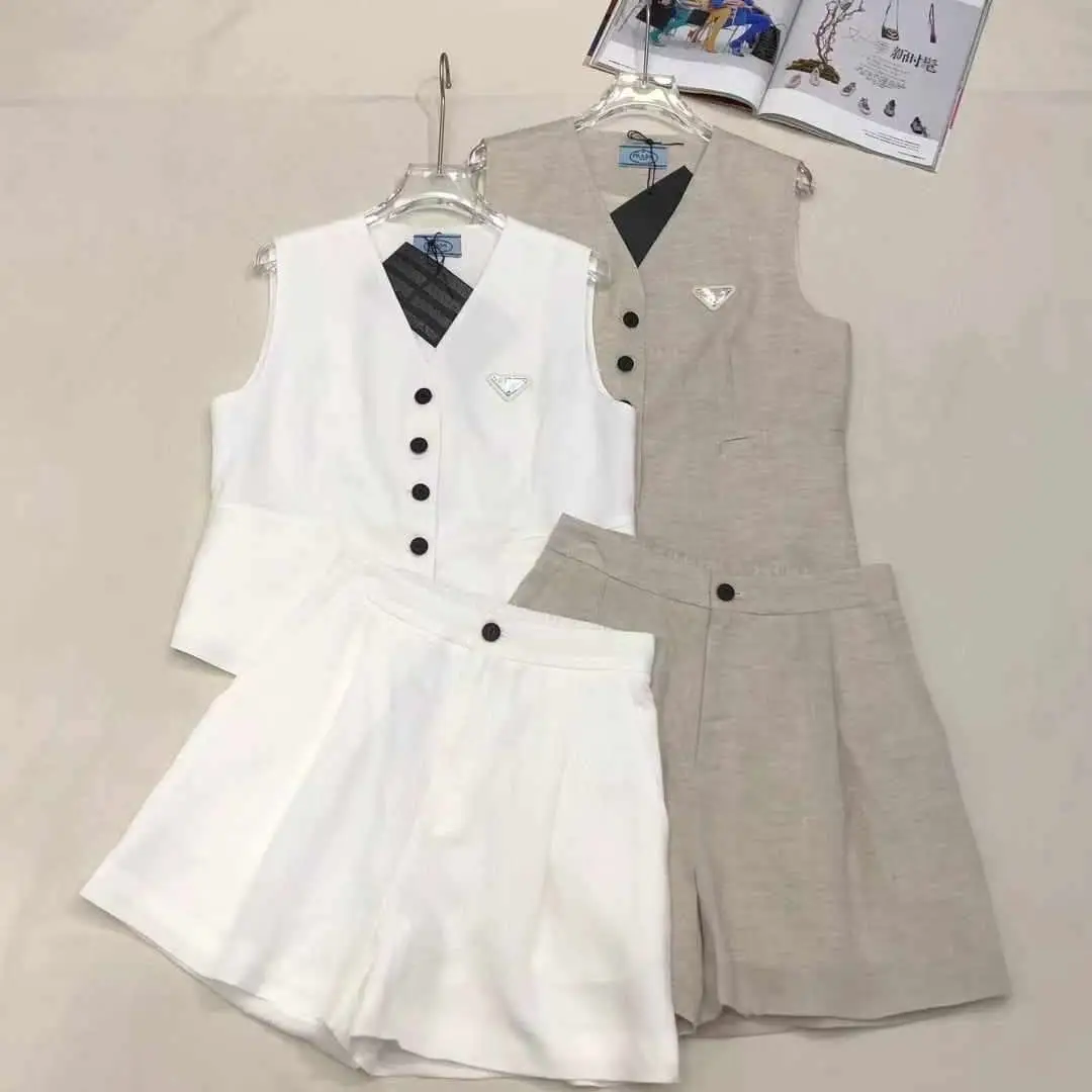 Chic Two-Piece Vest and Shorts Summer Set – Stylish Warm Weather Outfit in Dubai UAE