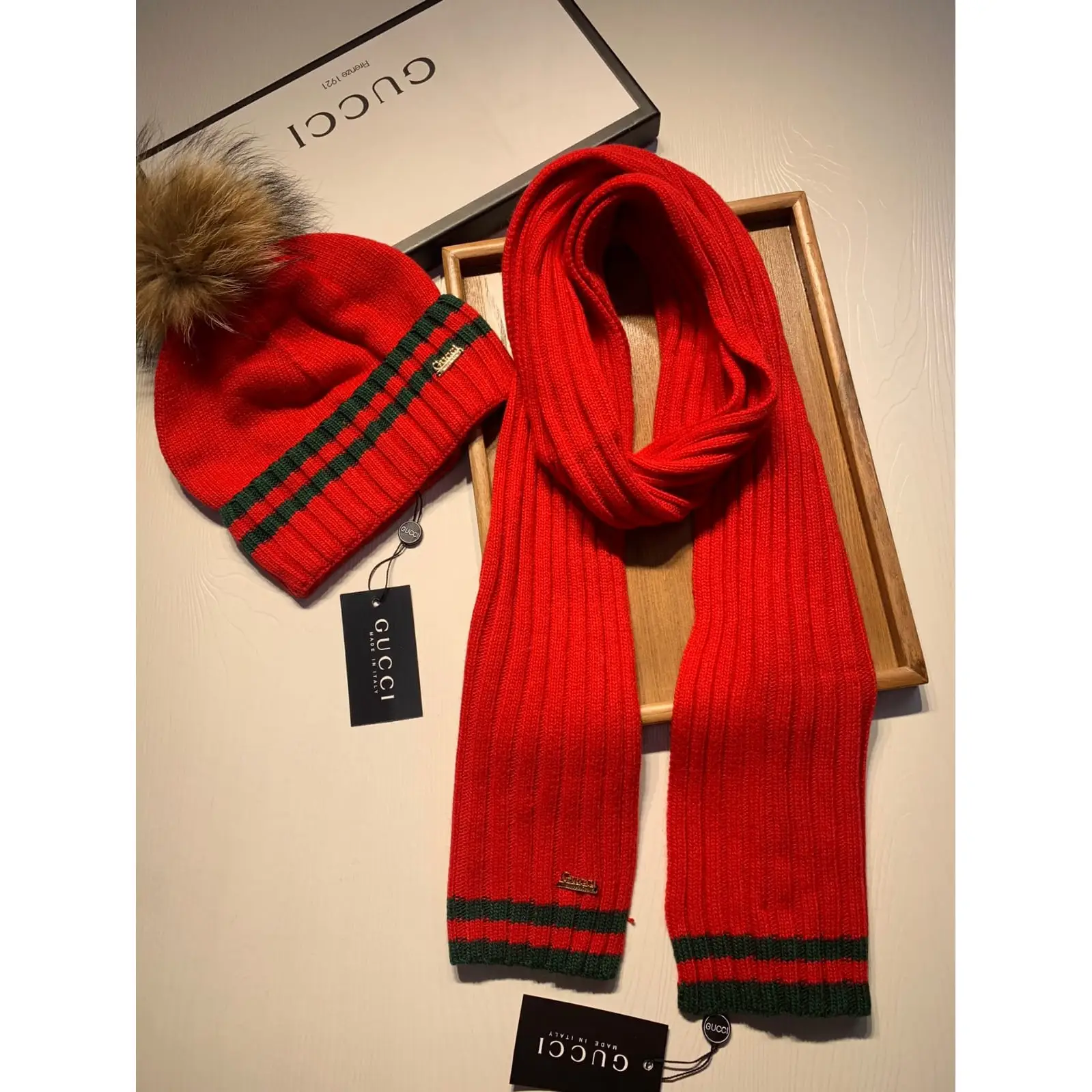 Gucci Wool & Cashmere Beanie Hat and Scarf Set – Luxury Winter Essentials in Dubai UAE Gucci Wool & Cashmere Beanie Hat and Scarf Set – Luxury Winter Essentials in Dubai UAE