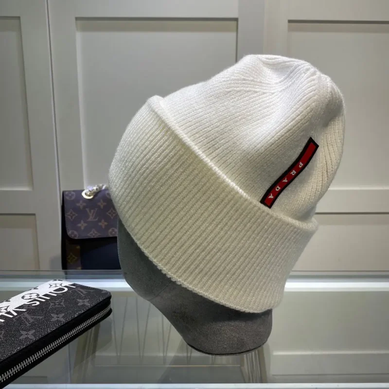 Prada White Wool-Cashmere Beanie – Shaker Knit with Iconic Triangle Logo in Dubai UAE