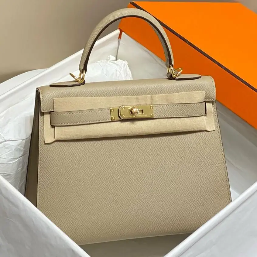 a;lfjklajkfqpruioewqruwoew